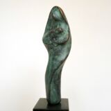 Madonna II  –  Patinerite Bronze, H 8,5 cm
