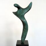 Tanzend II  –  Patinierte Bronze, H 10 cm
