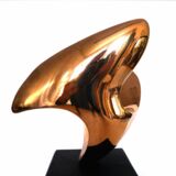 Dynamisch – Hochpolierte Bronze, H 12,5 cm